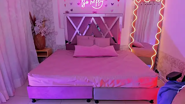 jenna_tay1 - JENNA_TAY1's free webcam - UK Sex Cams