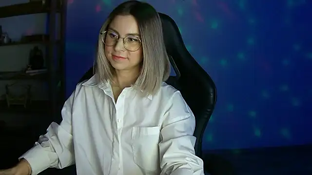 icemayes - IceMayes's free webcam - UK Sex Cams