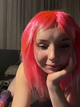 pussypiercingslut webcam