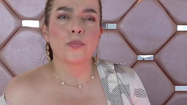 miiaa_collins_ webcam