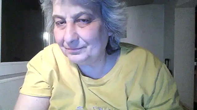 ExquisiteMature webcam