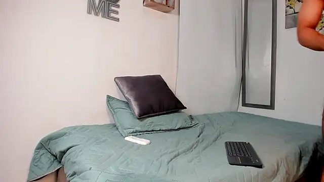 Live sex cam of jaccob_wesly