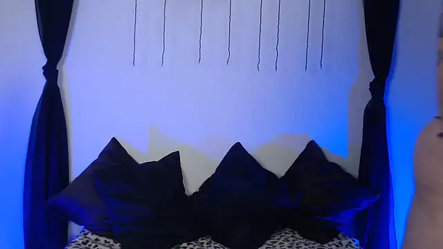 Agatha_Tenebris webcam