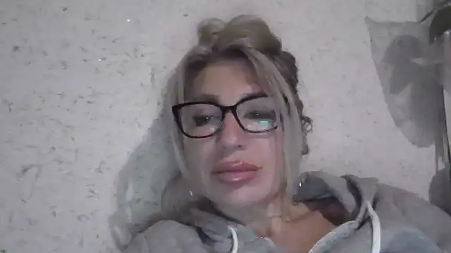 fox_red_lady7 - Fox_red_lady7's free webcam - UK Sex Cams