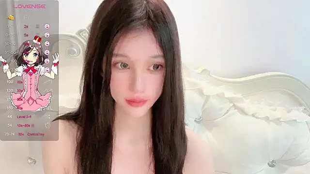 美女Yaooooo-Y在线直播