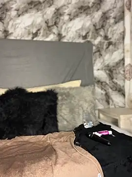 Hot_Mess18 live sex cam