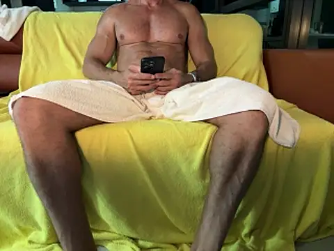 CasadoLutadorBigStuds