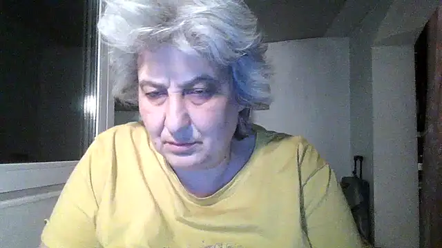 ExquisiteMature webcam