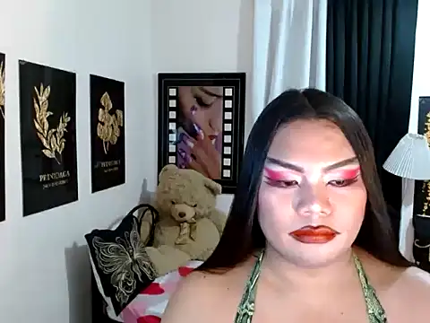 TSbrianaHugeCock webcam