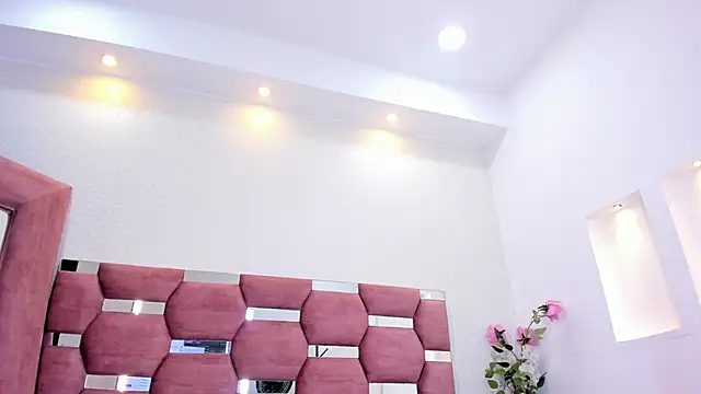 violet_giraldo webcam