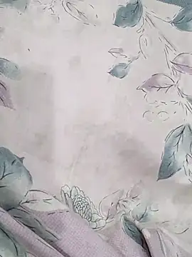 Your_Ayesha56 webcam