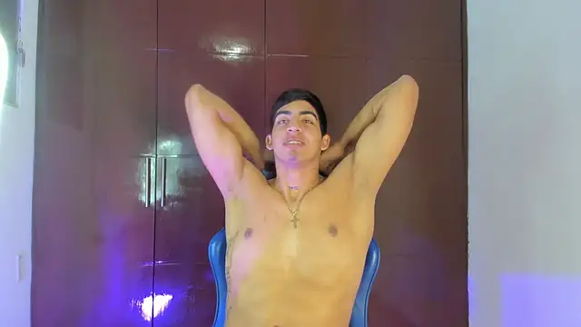 Milo_LatinBoy webcam