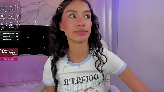 Anniie__Evans webcam