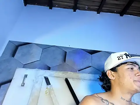 AlessiaAndAxel live sex cam