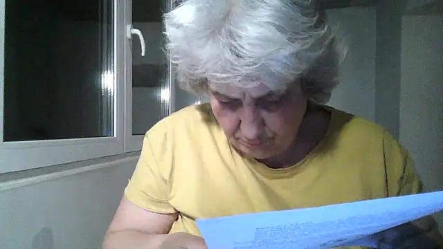 ExquisiteMature webcam