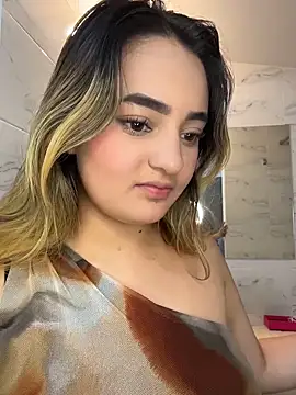 Antonella_Julieta webcam