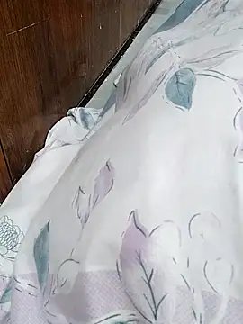 Your_Ayesha56 webcam