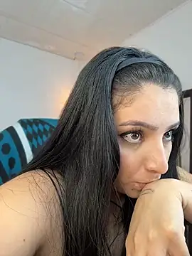 yummyanna_ - YummyAnna_'s free webcam - UK Sex Cams