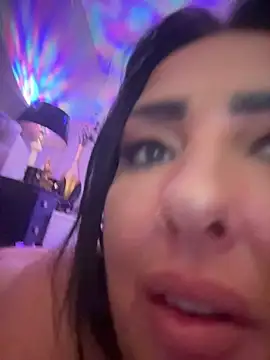 TiffanyRoxx's Live Sex Cam Show