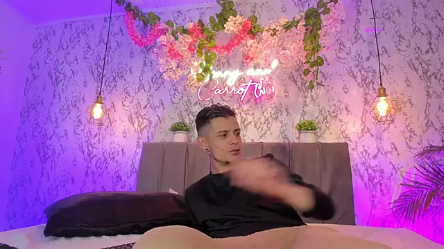 Bonny_and_carrot webcam