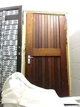 Ndodemnyama@xh live sex cam