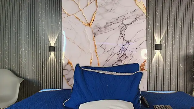 big_tits_in_your_face webcam