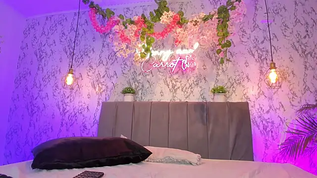 Bonny_and_carrot webcam