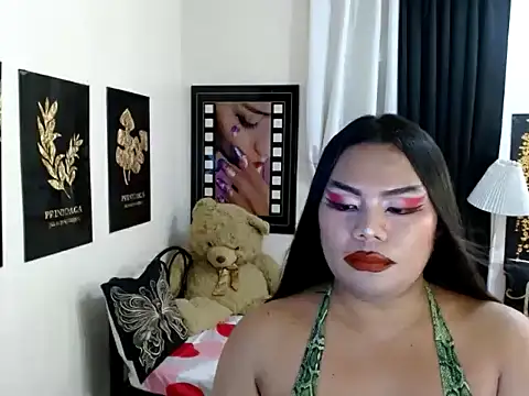 TSbrianaHugeCock webcam