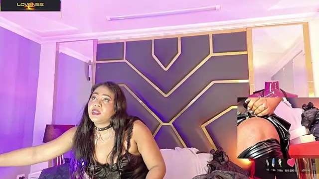 Scarlettt_Ass webcam