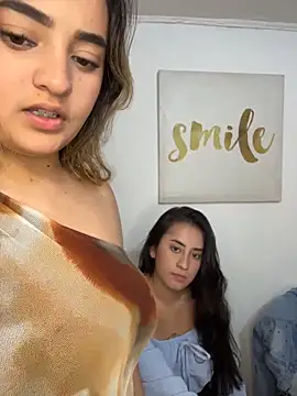 Antonella_Julieta webcam