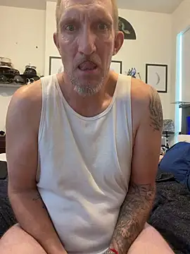 bilateralbkamputee (Ask my age) - Jerking hard and fast Quicky today