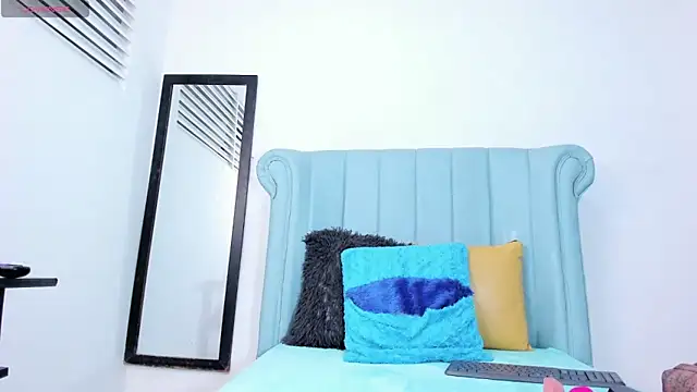 Cleopatra_Trans webcam