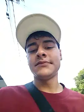 attractive-sexx (M young) - Showing my penis on my birthday 🎈