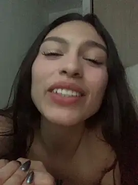 SweetCherry__ webcam