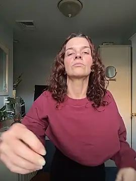 NataLee_vault webcam