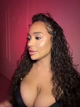 CardiSweetBaby Live Webcam on Stripchat