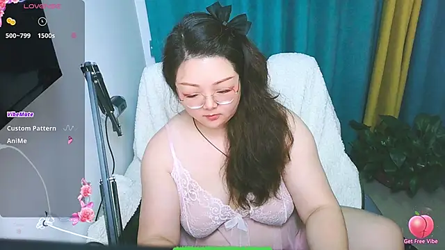 AngelwithEcup webcam