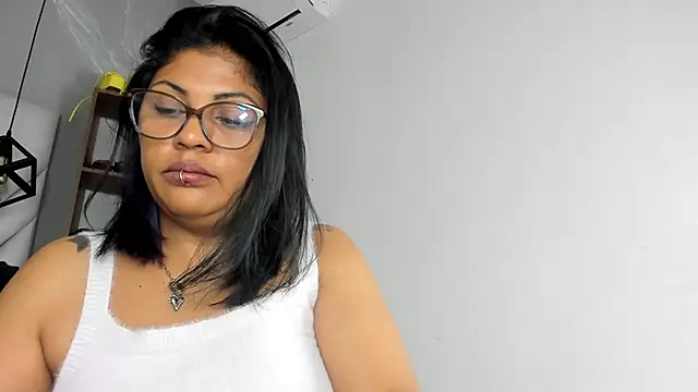 MirandaHaguen webcam