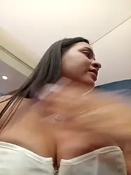 Julieth_hot-69 webcam