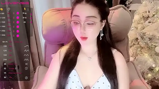 Monica-666888- webcam