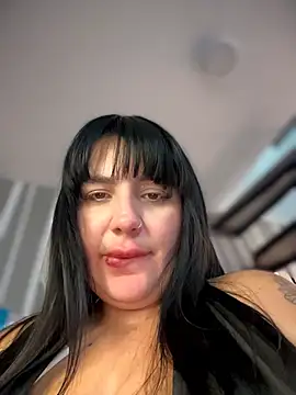 Webcam Model (Vicky_Sixx)  is live.Free join now!