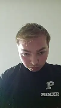 BigJuicy18cm's live cam