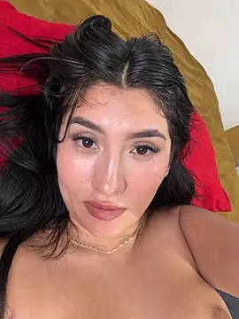 Webcam Model (Sexyedith09)  is live.Free join now!