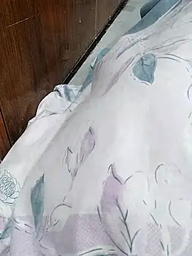 Your_Ayesha56 webcam