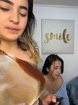 Antonella_Julieta webcam