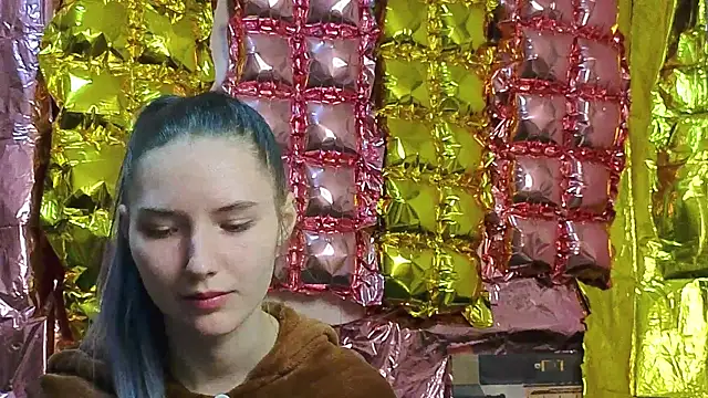 _kikiclark__ - _kikiclark__'s free webcam - UK Sex Cams