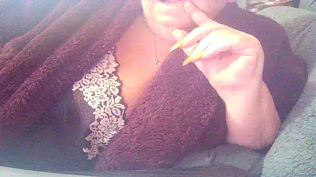 playful_milf_demi - Playful_MILF_Demi's free webcam - UK Sex Cams