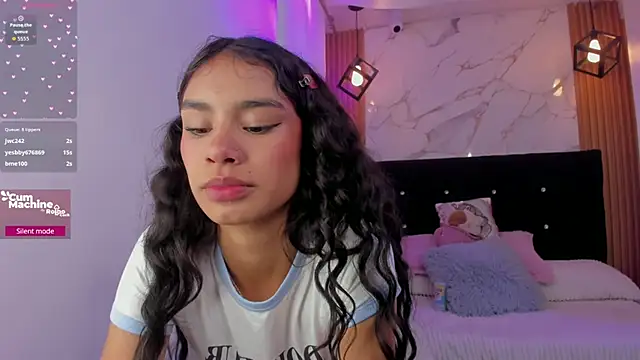 Anniie__Evans webcam