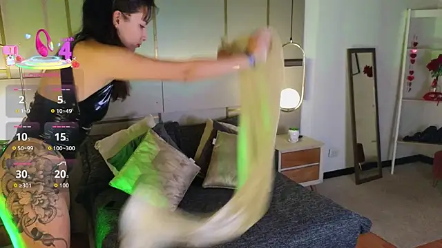 Lina_Montclair webcam