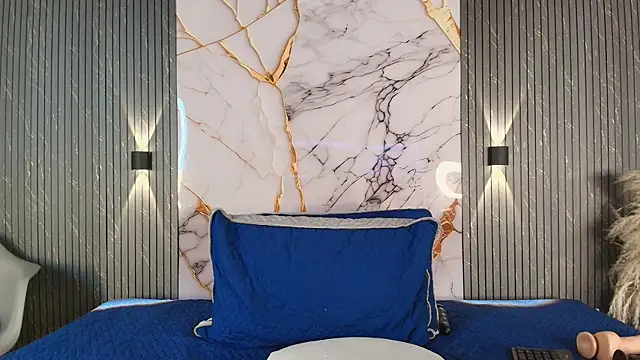 big_tits_in_your_face webcam